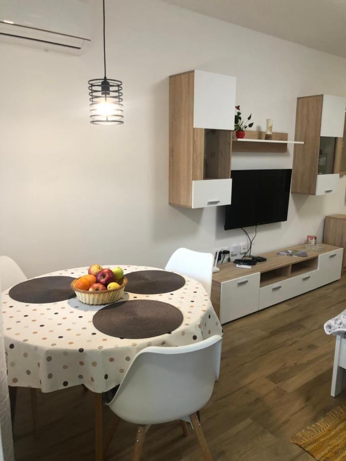 Apartments Biro Суботица Екстериор снимка