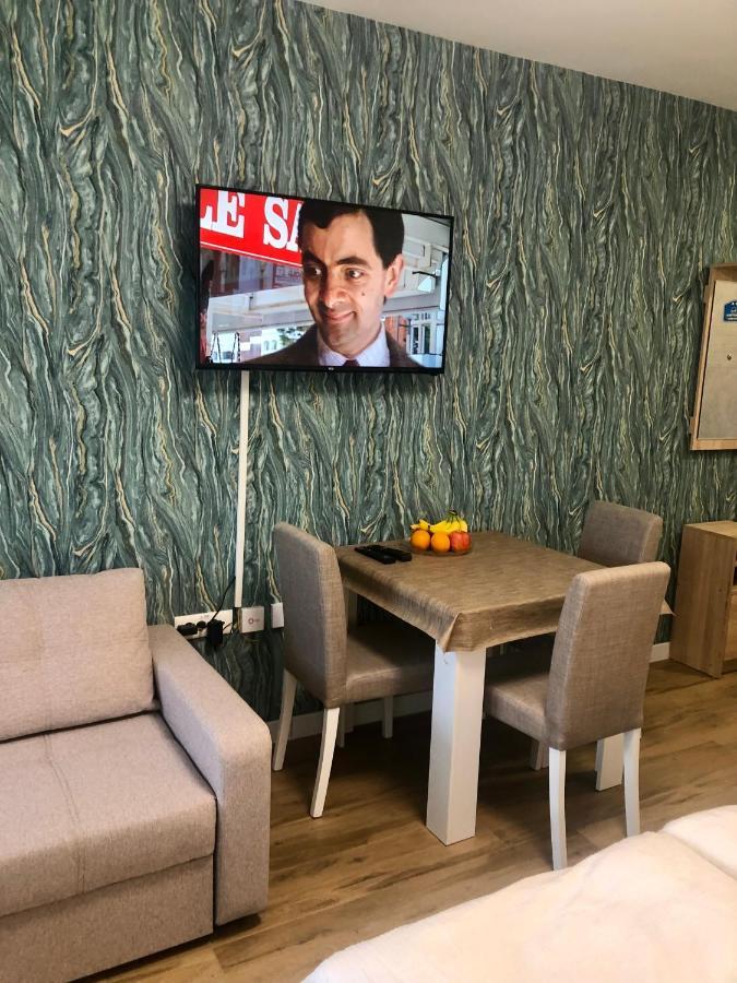 Apartments Biro Суботица Екстериор снимка