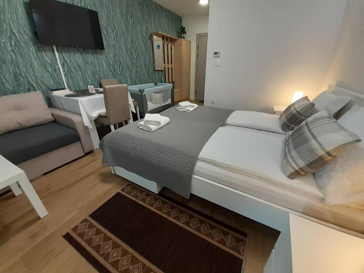 Apartments Biro Суботица Екстериор снимка